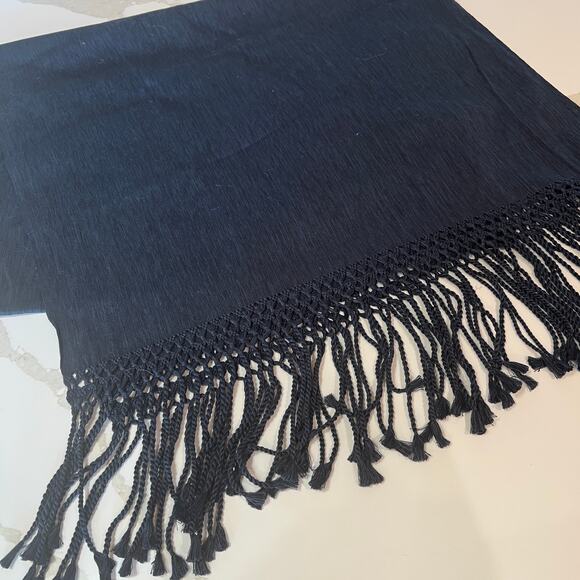 Peruvian Connection Shawl Navy Fringe 27” x 84”
100% Pima cotton boho - Picture 1 of 5